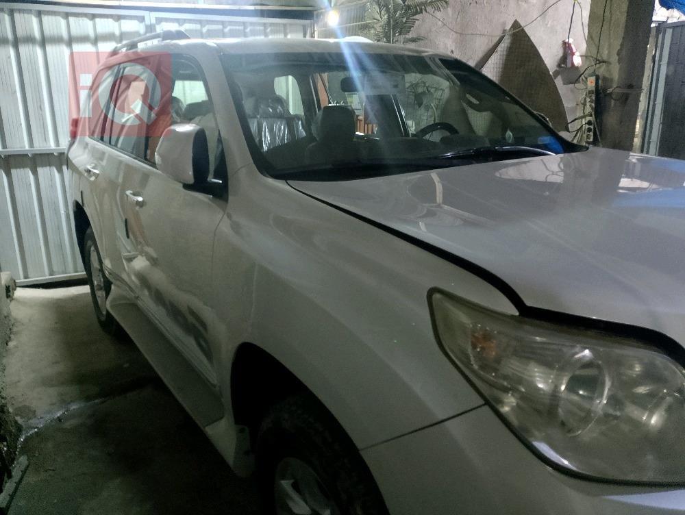 تويوتا لاندكروزر برادو